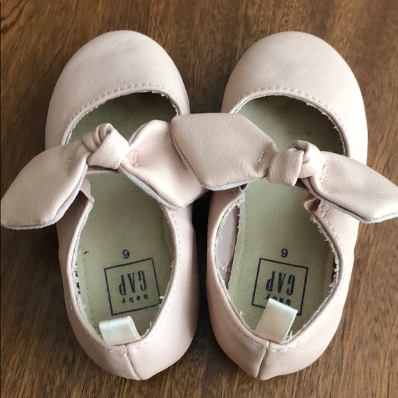 Baby Gap Toddler Ballet Flats - Picture 2 of 6